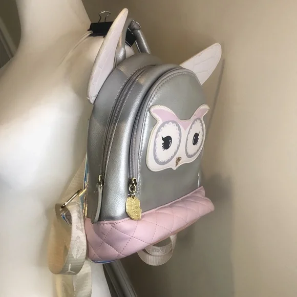 Kids Size BETSEY JOHNSON Luv Betsey Holographic Owl Backpack Adjustable Straps - Picture 7 of 17